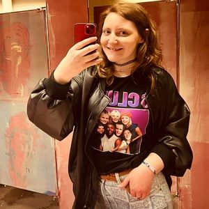 Meet your Canadian Posher, Tara 🇨🇦